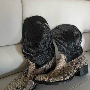 Men Python snakeskin boots
